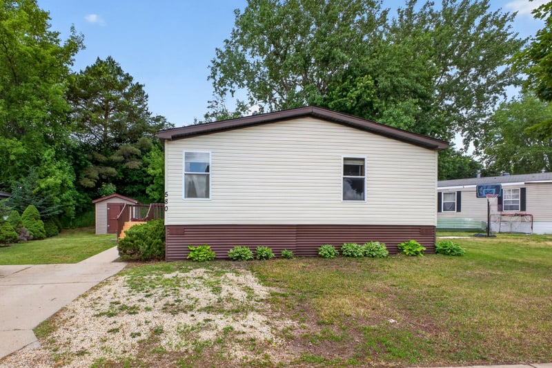 580 36th St SW, Rochester, MN 55902