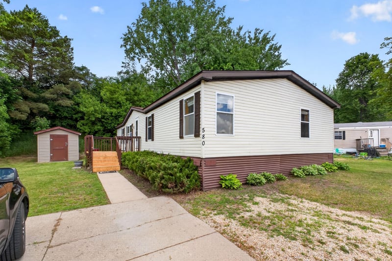 580 36th St SW, Rochester, MN 55902