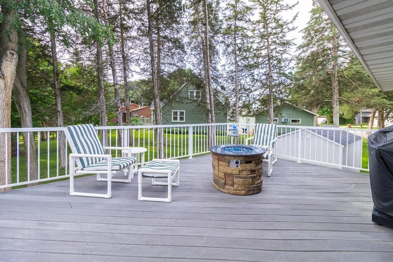 101 Marlane Cir, Jordan, MN 55352