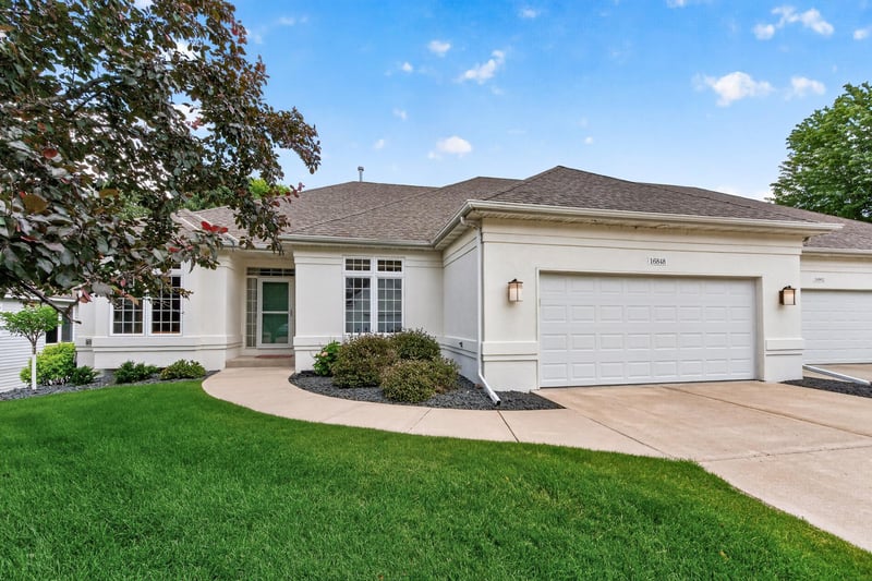 16848 Iredale Pa, Lakeville, MN 55044