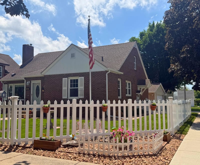 927 N State St, New Ulm, MN 56073
