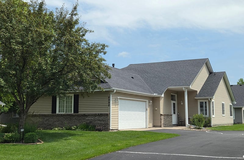 6998 Dupre Rd, Centerville, MN 55038