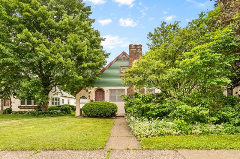 2731 Cleveland St NE, Minneapolis, MN 55418