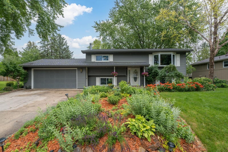 30 Lincoln Ln, New Ulm, MN 56073