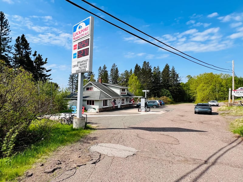 5362 W Highway 61 #LOCKPORT MARKETPLACE & GRILL, Lutsen, MN 55612