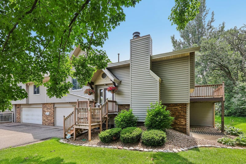 173 Galtier Pl, Shoreview, MN 55126