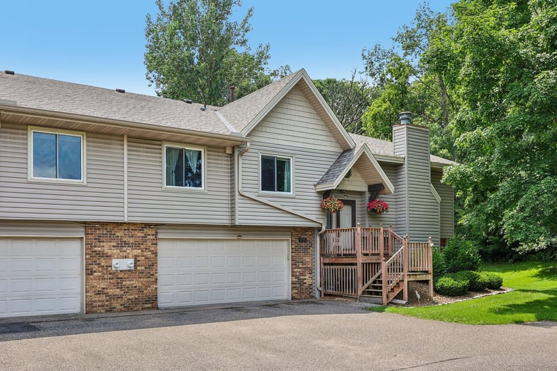 173 Galtier Pl, Shoreview, MN 55126