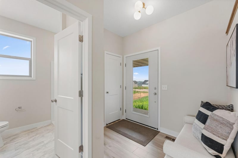 13721 Arrowhead Way, Rosemount, MN 55068