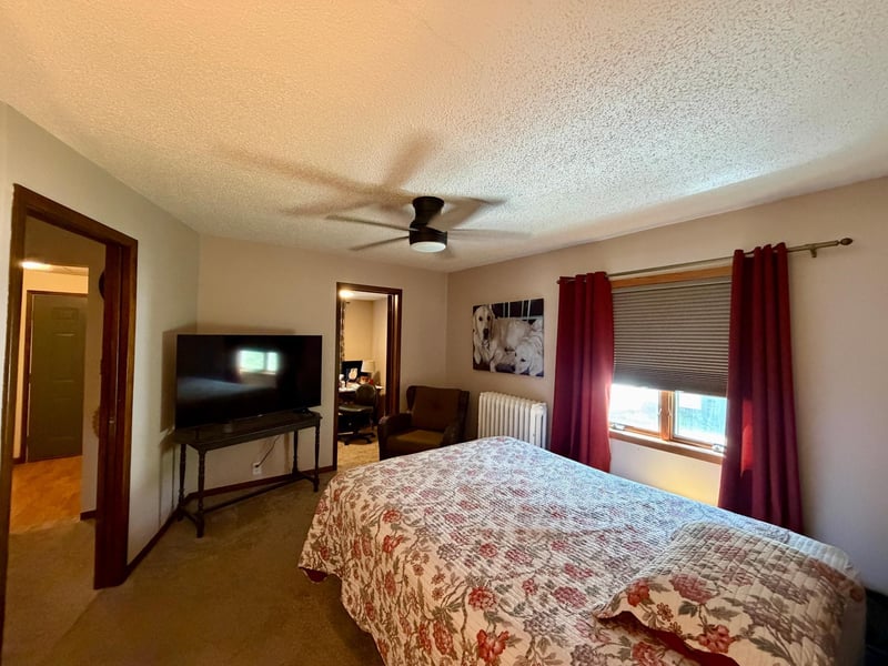 801 Mechanic St, Edgerton, MN 56128