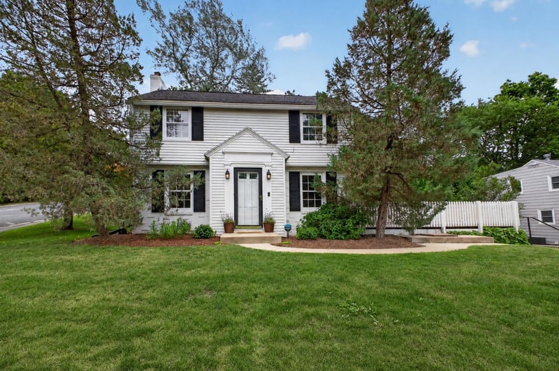 804 14th Ave SW, Rochester, MN 55902