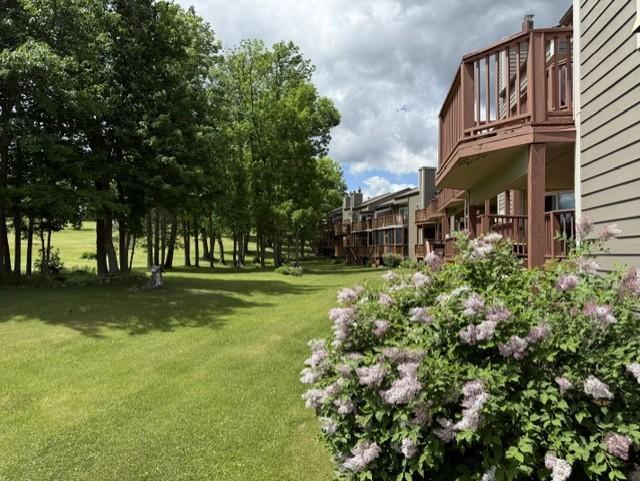 538 Quadna Mountain Rd, Hill City, MN 55748