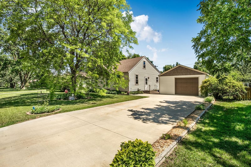 1114 34th Ave N, Saint Cloud, MN 56303