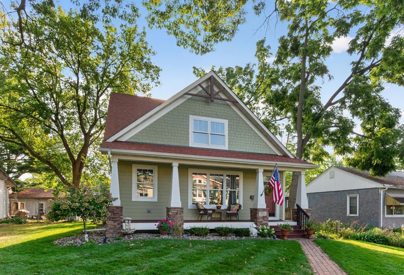 4854 Cook Ave, White Bear Lake, MN 55110