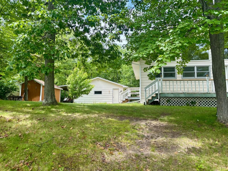 2516 N Long Lake Dr NW, Backus, MN 56435