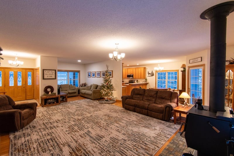 1923 State Highway 11 SE, Baudette, MN 56623