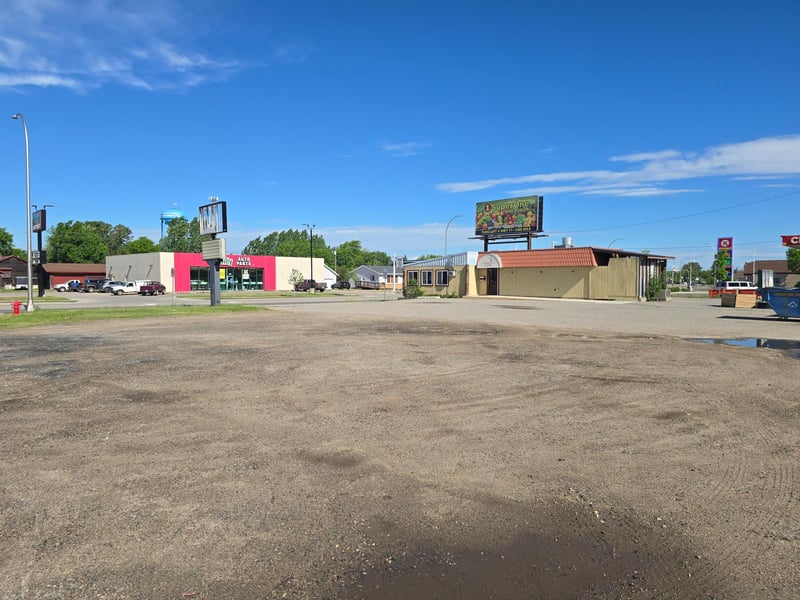 1525 2nd Ave W, International Falls, MN 56649