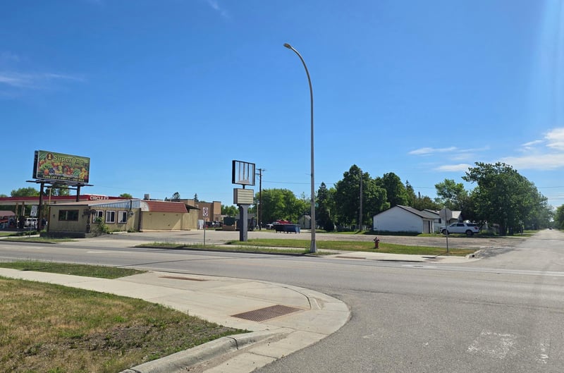 1525 2nd Ave W, International Falls, MN 56649