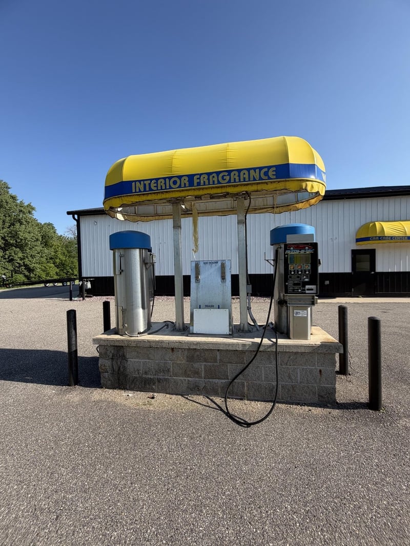406 W State Hwy 60 Ave, Elysian, MN 56028