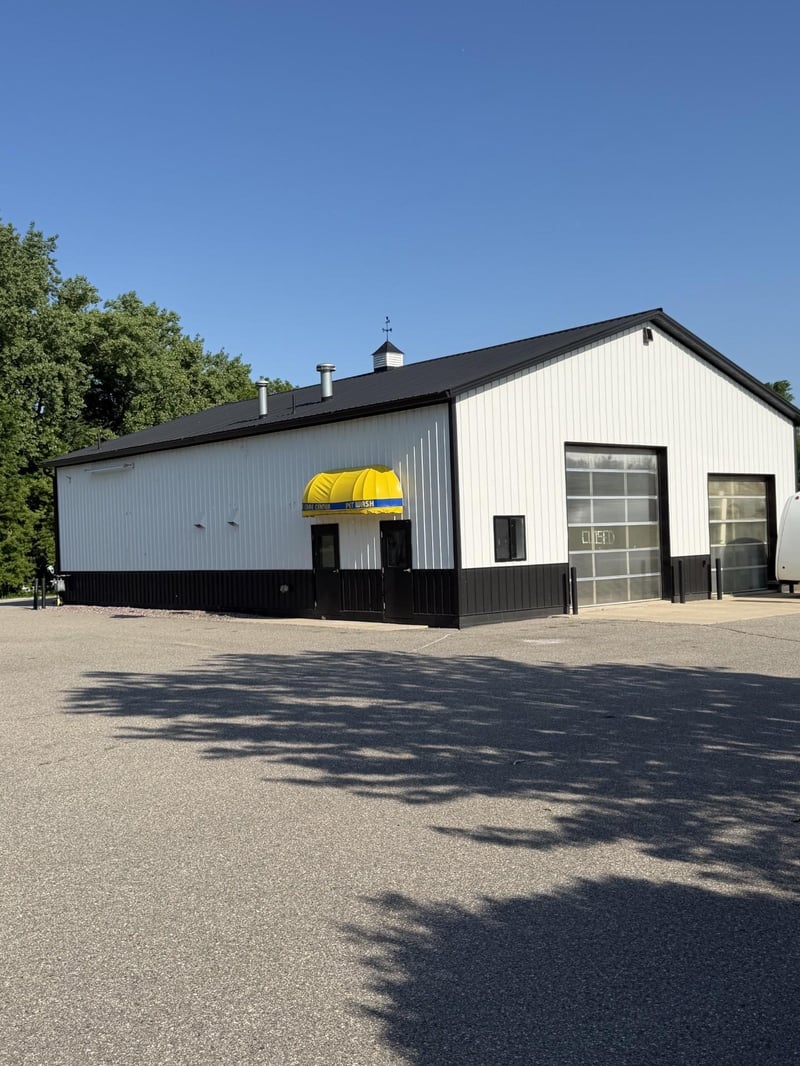 406 W State Hwy 60 Ave, Elysian, MN 56028