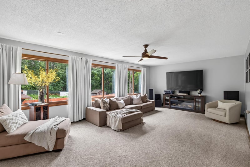 14623 Orchard Rd, Minnetonka, MN 55345