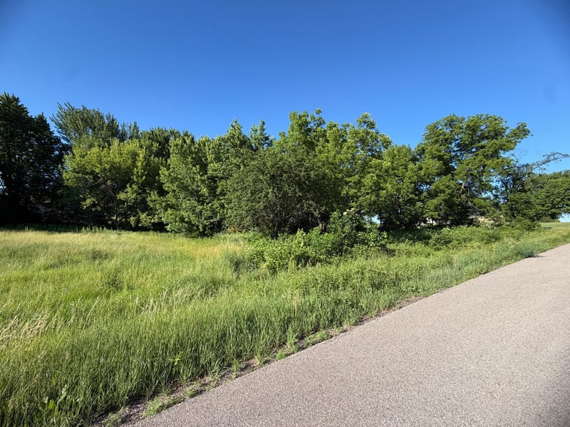 TBD Highland Dr, Waseca, MN 56093