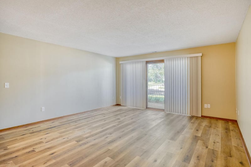1450 Bidwell St #108, West Saint Paul, MN 55118