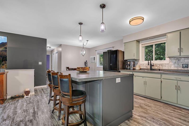 300 7th Ave S, Cold Spring, MN 56320