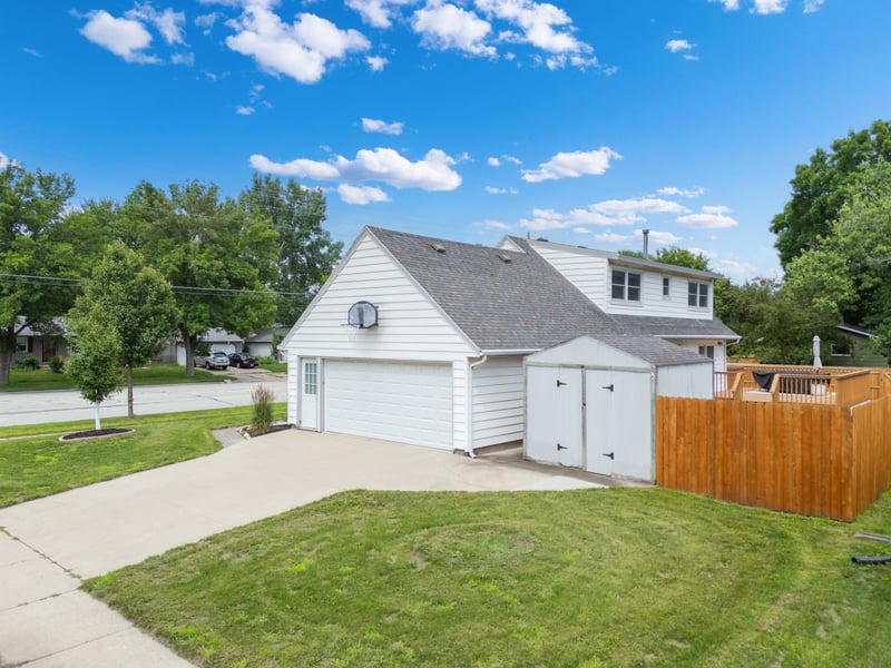 856 16th St SE, Rochester, MN 55904