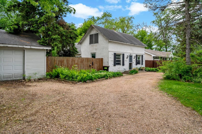 5801x Interlachen Blvd, Edina, MN 55436