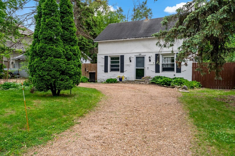 5801x Interlachen Blvd, Edina, MN 55436