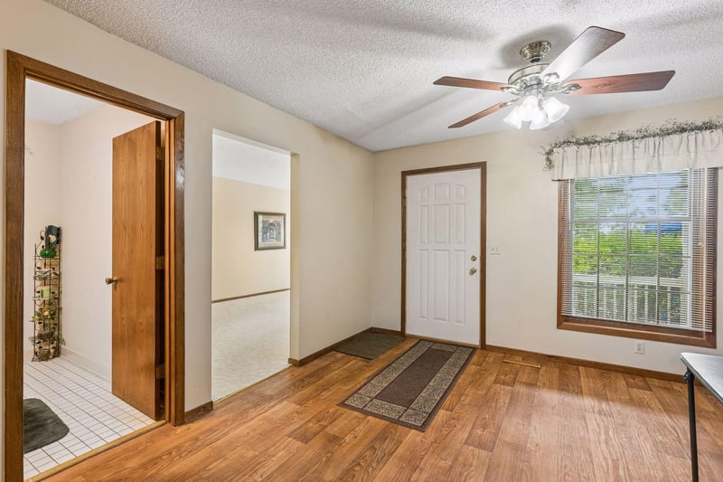 2744 State Ave, Anoka, MN 55303