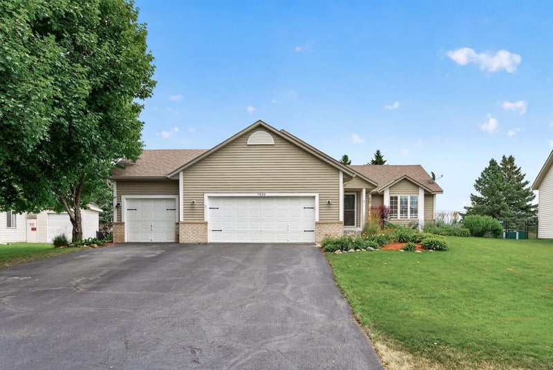 7833 Jorgensen Ave S, Cottage Grove, MN 55016