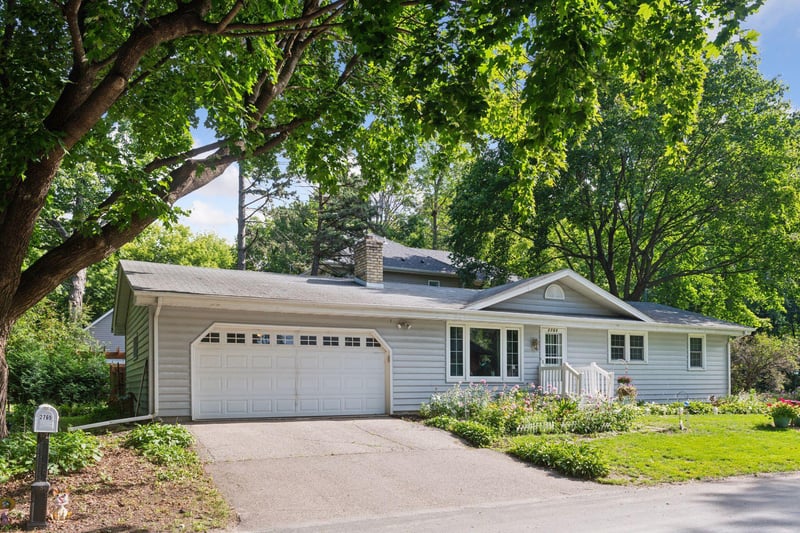 2765 Ethel Ave, Wayzata, MN 55391