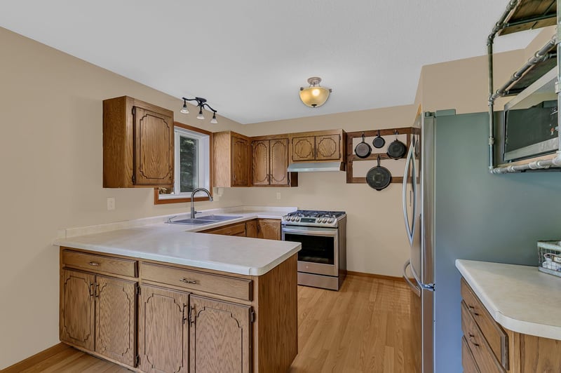 2135 247th St, Saint Augusta, MN 56301