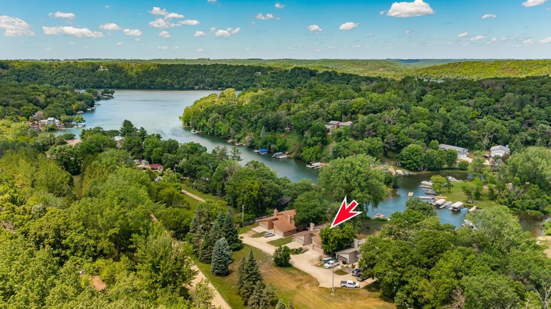40148 Ryans Bay Rd, Zumbro Falls, MN 55991