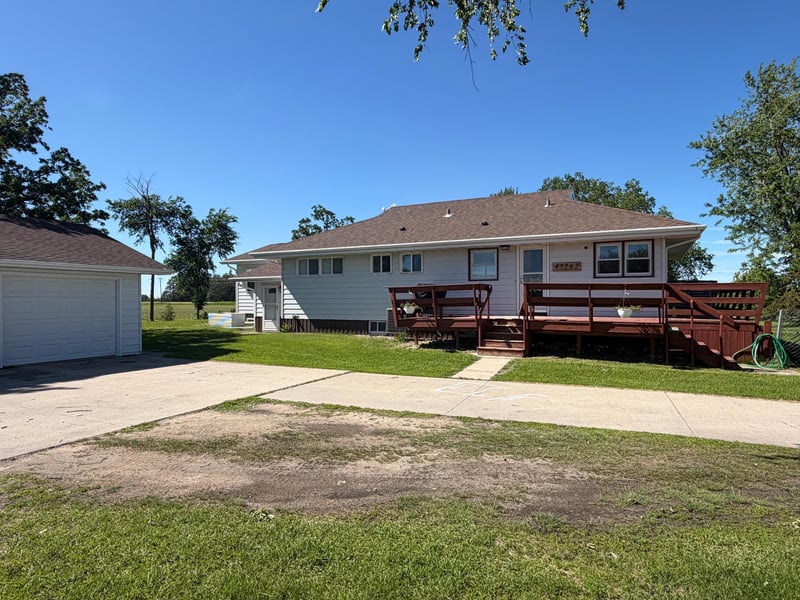 45262 State Highway 11, Roseau, MN 56751
