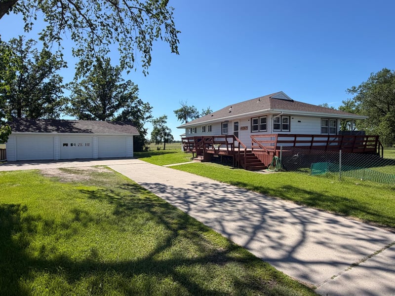 45262 State Highway 11, Roseau, MN 56751