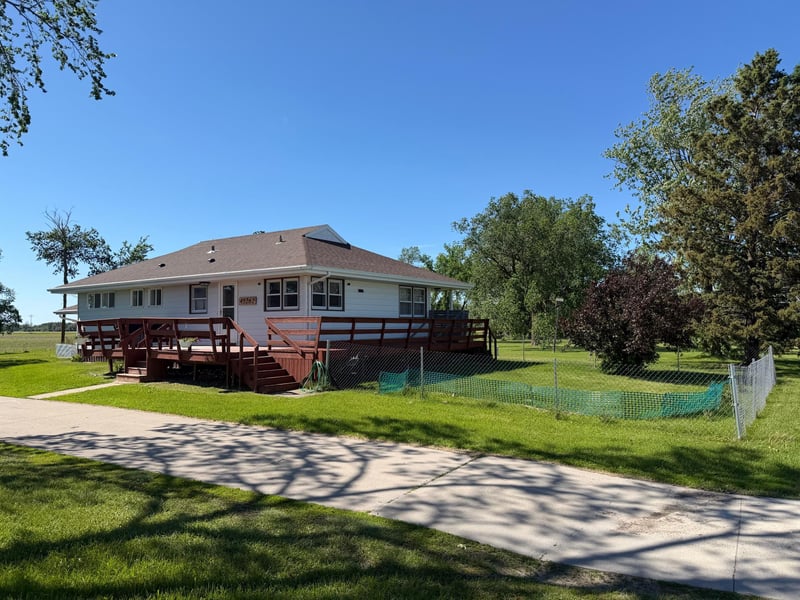45262 State Highway 11, Roseau, MN 56751