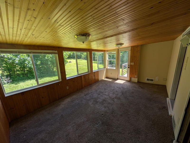 3800 Park Ln, Spring Park, MN 55384