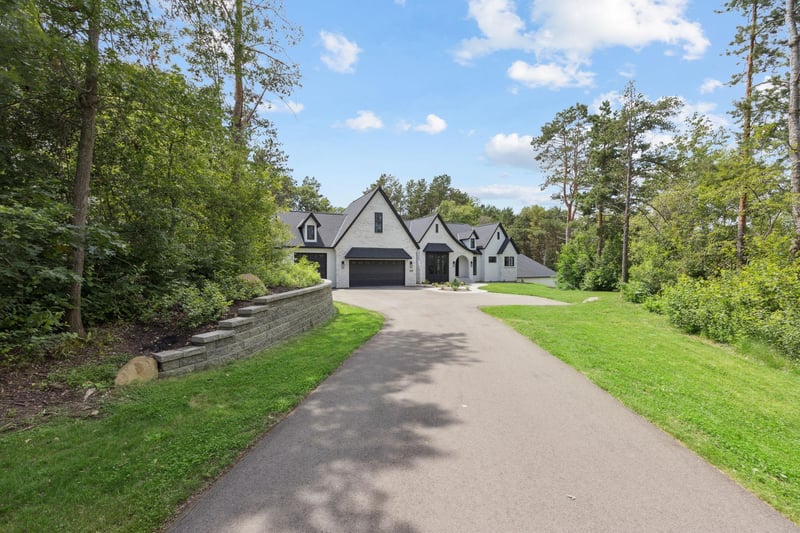 5736 57th Street Cv N, Lake Elmo, MN 55042
