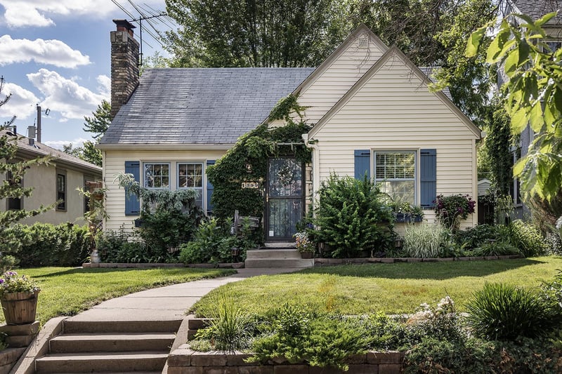 1399 Pascal St N, Saint Paul, MN 55108