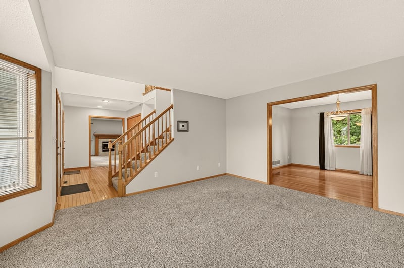931 Pine Ct NE, Pine Island, MN 55963