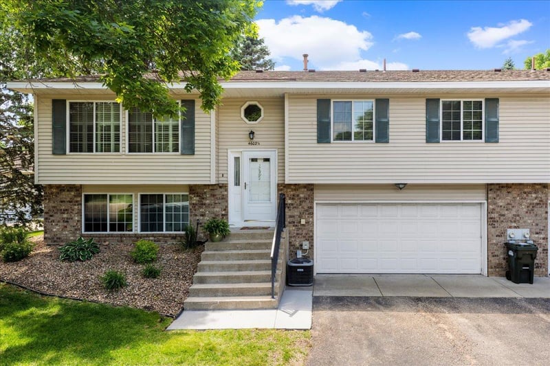 4602 12 Penkwe Way, Eagan, MN 55122