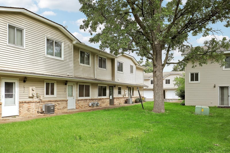 11309 Hanson Blvd NW, Coon Rapids, MN 55433