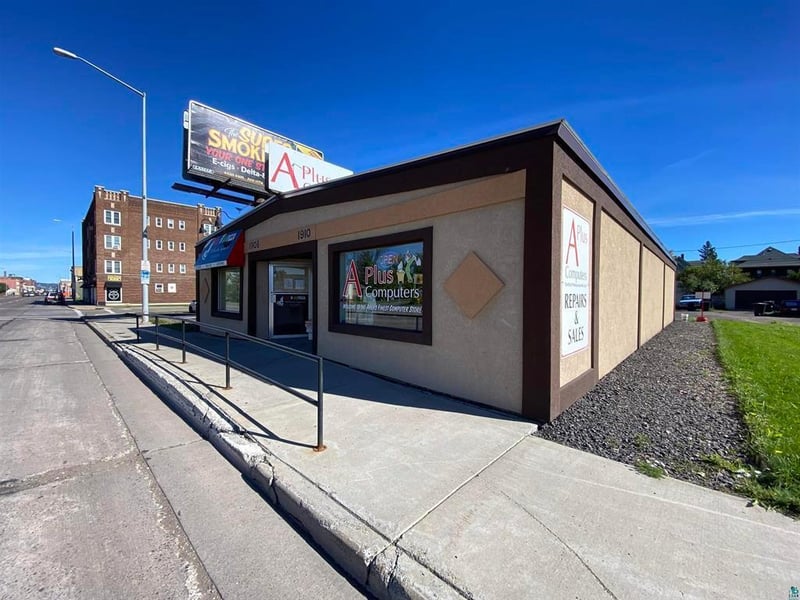 1908-1910 Tower Ave, Superior, WI 54880