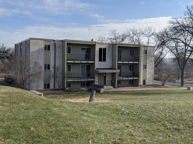 1120 Bryant Ave, South Saint Paul, MN 55075