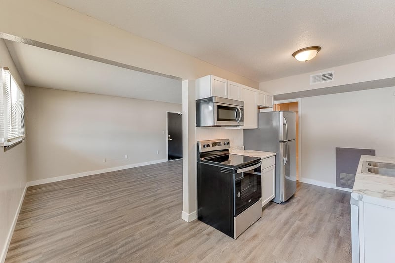 1120 Bryant Ave, South Saint Paul, MN 55075
