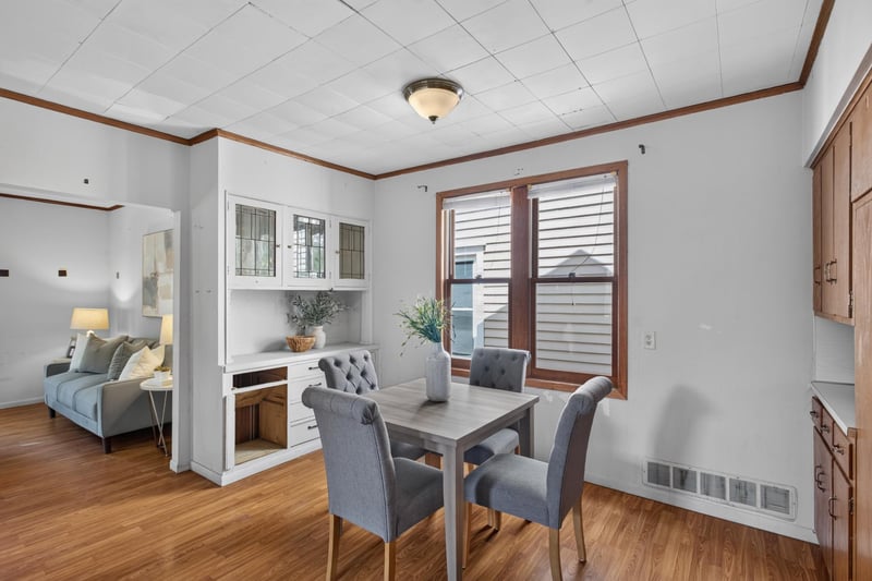 1124 Norton St, Saint Paul, MN 55117
