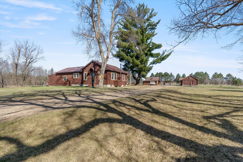 44357 Red Oak Rd, Staples, MN 56479