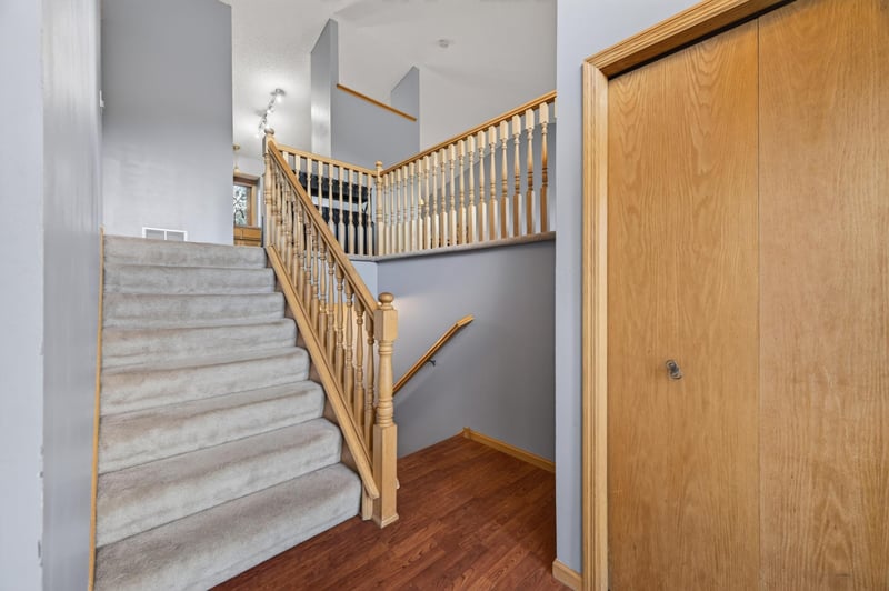 259 Fieldcrest Ave, Montrose, MN 55363